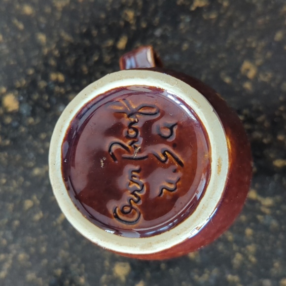 Hull Pottery Creamer Pitcher - Picture 5 of 7